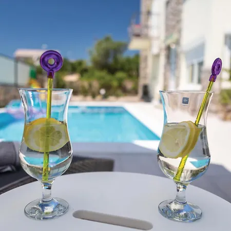 3 Bedroom Awesome In Kornić