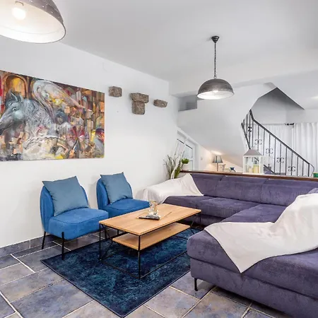 3 Bedroom Awesome In Kornić