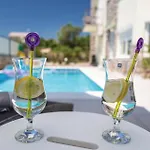 Luxurious In Kornić