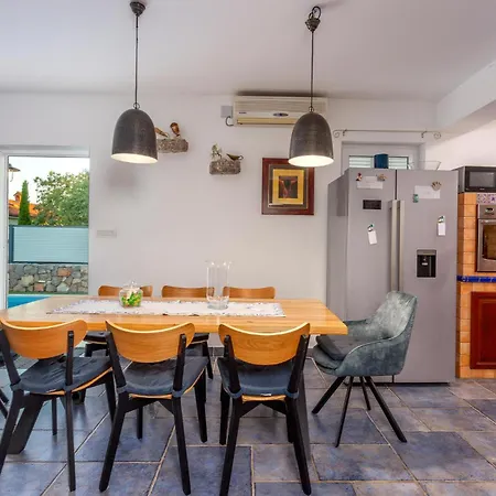 Luxurious In * Kornić