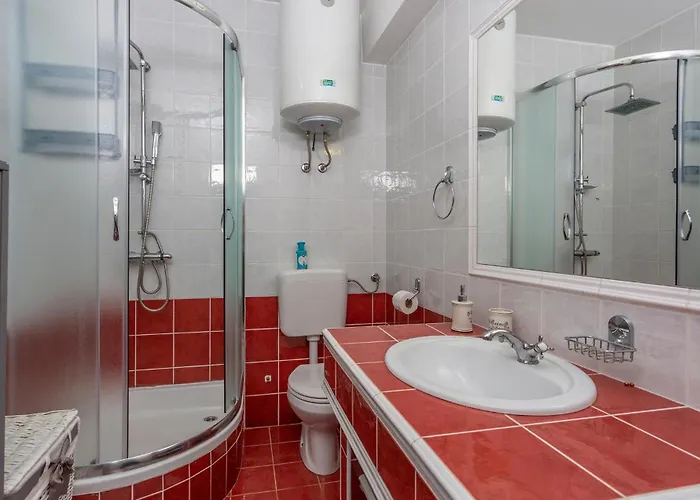 3 Bedroom Awesome In * Kornić