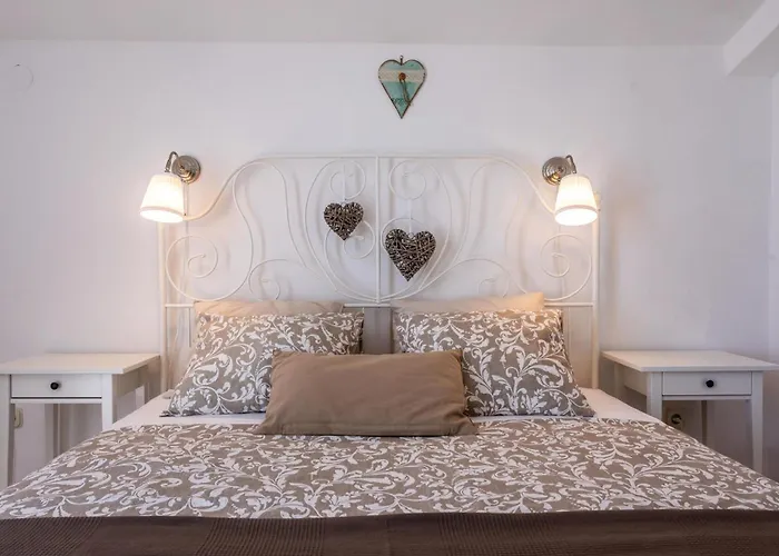 3 Bedroom Awesome In